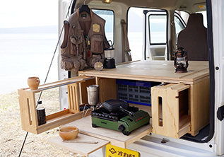 収納型テーブル